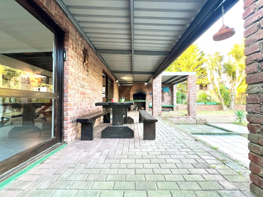3 Bedroom Property for Sale in Sherwood Eastern Cape